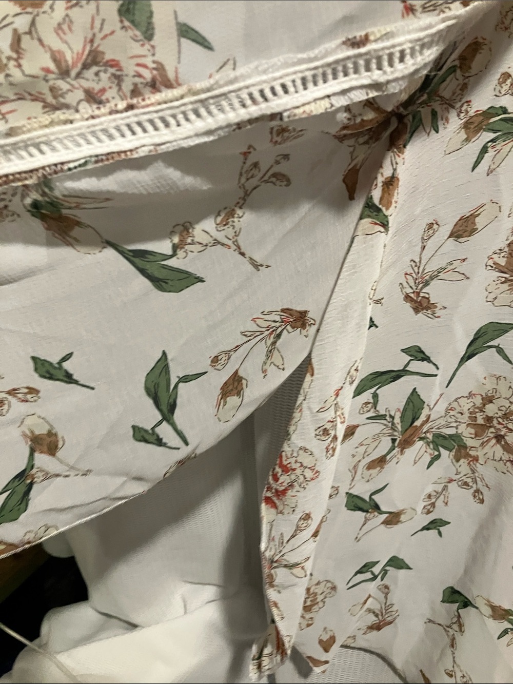 Emory Park Floral Top in White, Green, Tan - Picture 7 of 10